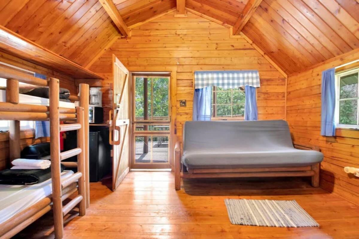 Secluded Rustic Cabin With Views Bloomington Ngoại thất bức ảnh